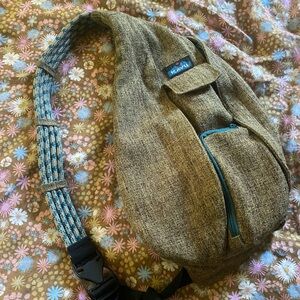 KAVU Tweed sling bag